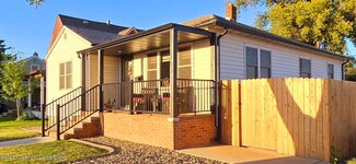 14 8th Ave W, Dickinson, ND 58601