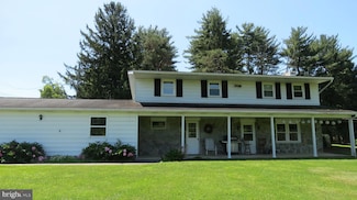 495 Trail Rd, Hummelstown, PA 17036