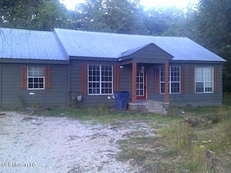 421 Highway 354, Walnut, MS 38683