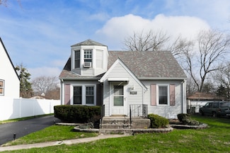 6828 W 97th St, Oak Lawn, IL 60453