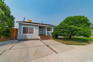 695 N Maddux Dr, Reno, NV 89512