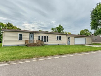 506 E 9th Ave, Groton, SD 57445