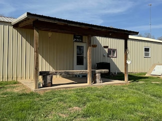 1978 E 473 Rd, Half Way, MO 65663