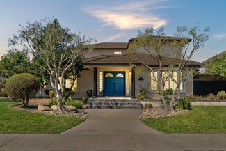 1569 Cambridge Ct, Salinas, CA 93906