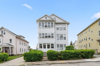 174 Vernon St, Worcester, MA 01610