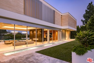 642 Perugia Way, Los Angeles, CA 90077