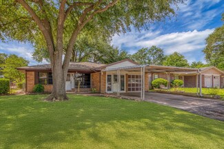 213 Maxie St, Deer Park, TX 77536