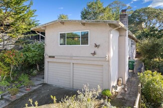 1123 David Ave, Pacific Grove, CA 93950