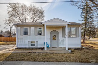 1505 N Oak Ave, Round Lake Beach, IL 60073