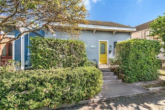 933 Pleasant St, New Orleans, LA 70115