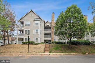 5604 Willoughby Newton Dr Unit 26, Centreville, VA 20120