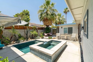 689 E Camino Parocela, Palm Springs, CA 92264