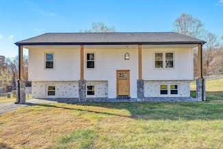 227 Hunters Trail, Troutville, VA 24175