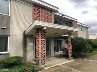 1402 Golden Gate Blvd Unit G102, Cleveland, OH 44124
