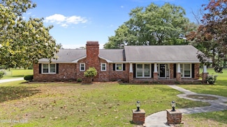206 Brentwood Ct, New Bern, NC 28562