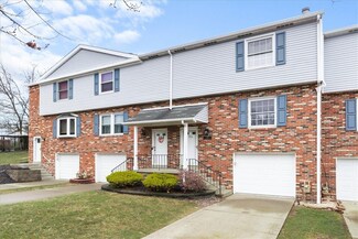 103 Parkridge Ln, Coraopolis, PA 15108