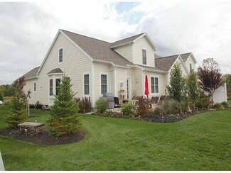95 Assembly Dr, Mendon, NY 14506