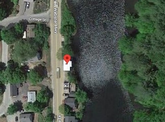 38 Riverside Dr, Ashland, NH 03217