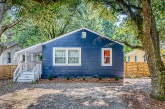 2727 E Surrey Dr, North Charleston, SC 29405