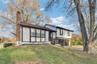 203 SE Winburn Trail, Lees Summit, MO 64063