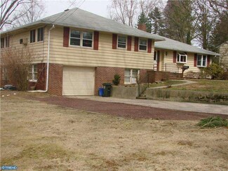 10 Brainerd Dr, Cranbury, NJ 08512