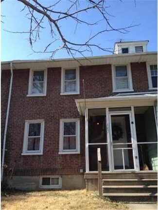 645 Jansen Ave, Essington, PA 19029