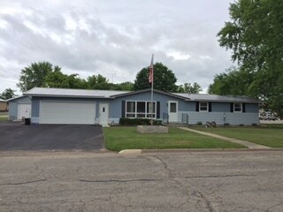 105 E Division St, Muscoda, WI 53573