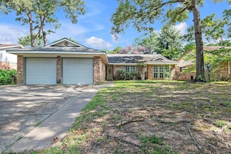 313 Bois d Arc Dr, Conroe, TX 77301