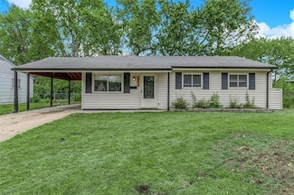 655 5th Plaza, Florissant, MO 63031