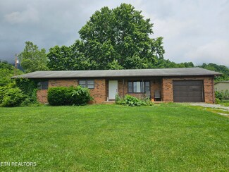 145 Boone Tabernacle Rd, Ewing, VA 24248