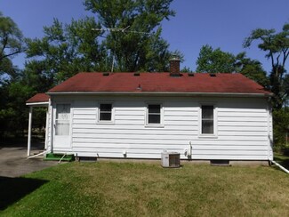 3116 Random Rd, Kalamazoo, MI 49004
