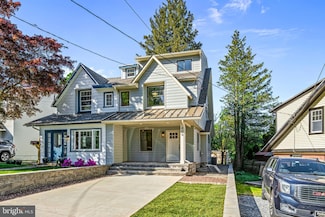 406 Saint Davids Ave, Wayne, PA 19087
