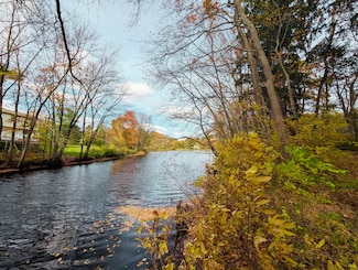 205 Nichols Ave, Shelton, CT 06484