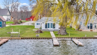 8033 S Portage Rd, Jackson, MI 49201