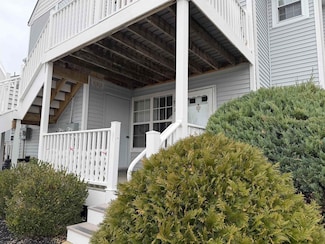 211 London Ct Unit 211, Egg Harbor Township, NJ 08234