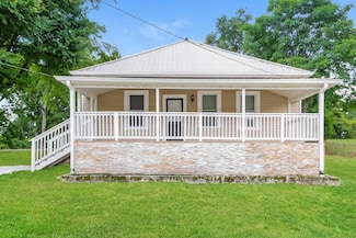 1847 New St NE, Conyers, GA 30012