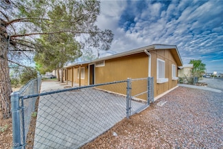 271 W Comstock Cir N, Pahrump, NV 89048