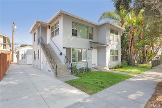 2210 Pine Ave, Long Beach, CA 90806