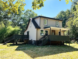 1384 Kings Creek Rd, Weirton, WV 26062