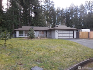 3336 SE Cedar Ct, Port Orchard, WA 98366