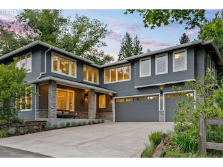 927 SW Maplecrest Ct, Portland, OR 97219