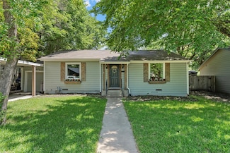 211 N 40th St, Waco, TX 76710