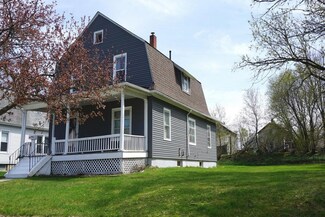 126 Crescent St, Rutland, VT 05701