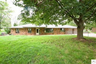 25953 Lilac Rd, Sedalia, MO 65301