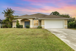 105 Paddock St, Sebastian, FL 32958