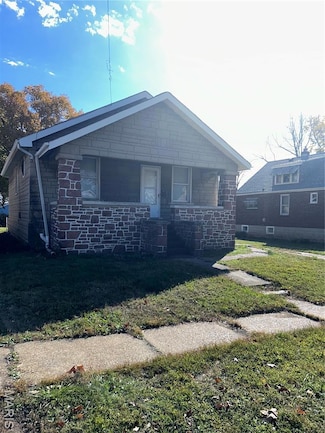 5820 Helen Ave, Saint Louis, MO 63136