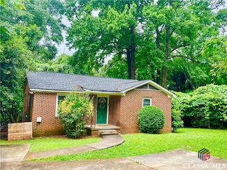 135 Appleby Dr, Athens, GA 30605