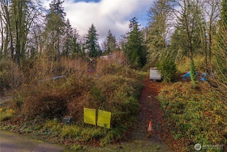 215 Caseco Ln, Port Orchard, WA 98366