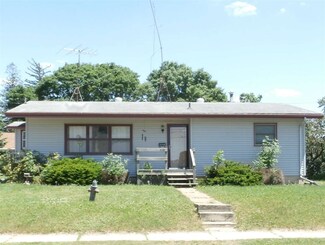 328 S Linn Ave, New Hampton, IA 50659