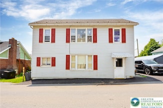 516 Heckman Ave, Nazareth, PA 18064